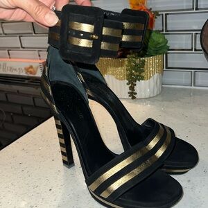 Saint Lauren heels